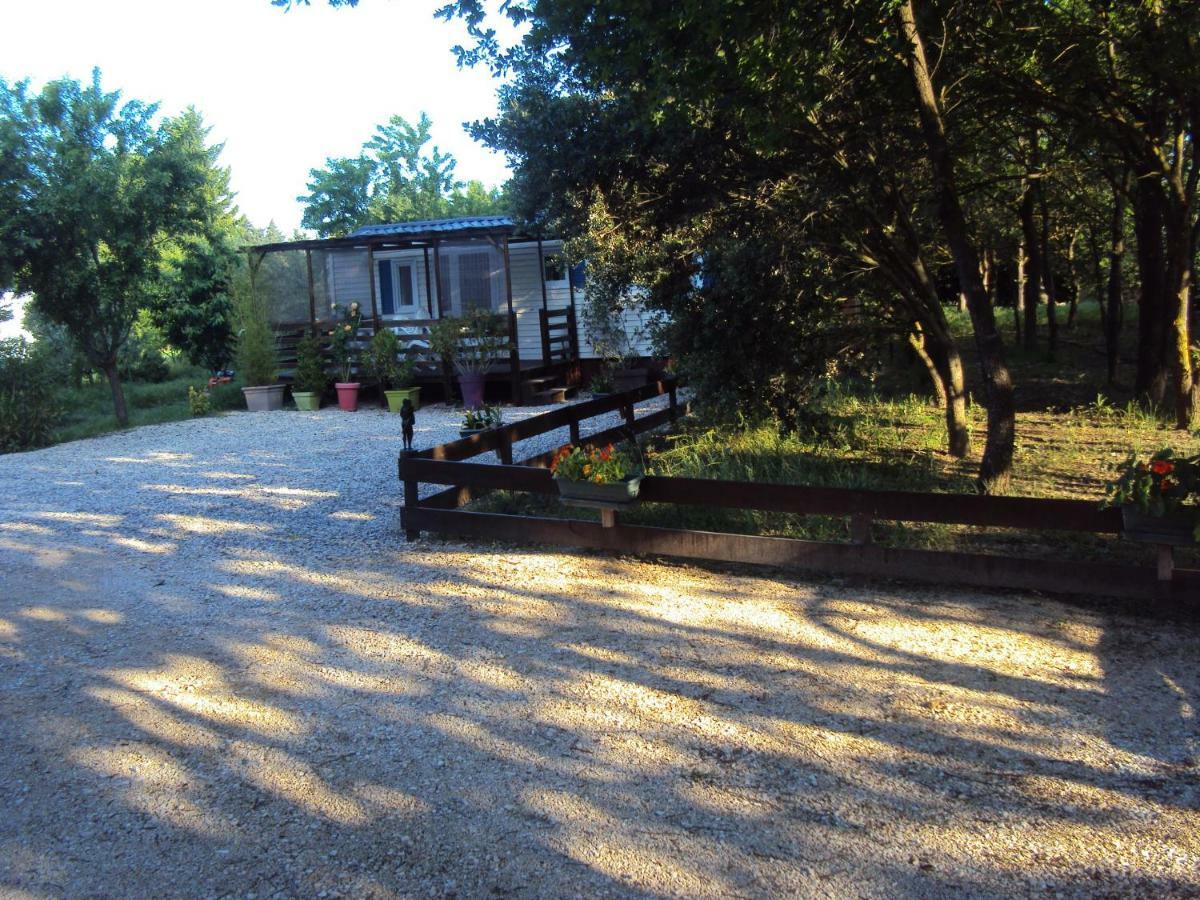 B&B La Douloire Pernes-les-Fontaines Exterior foto